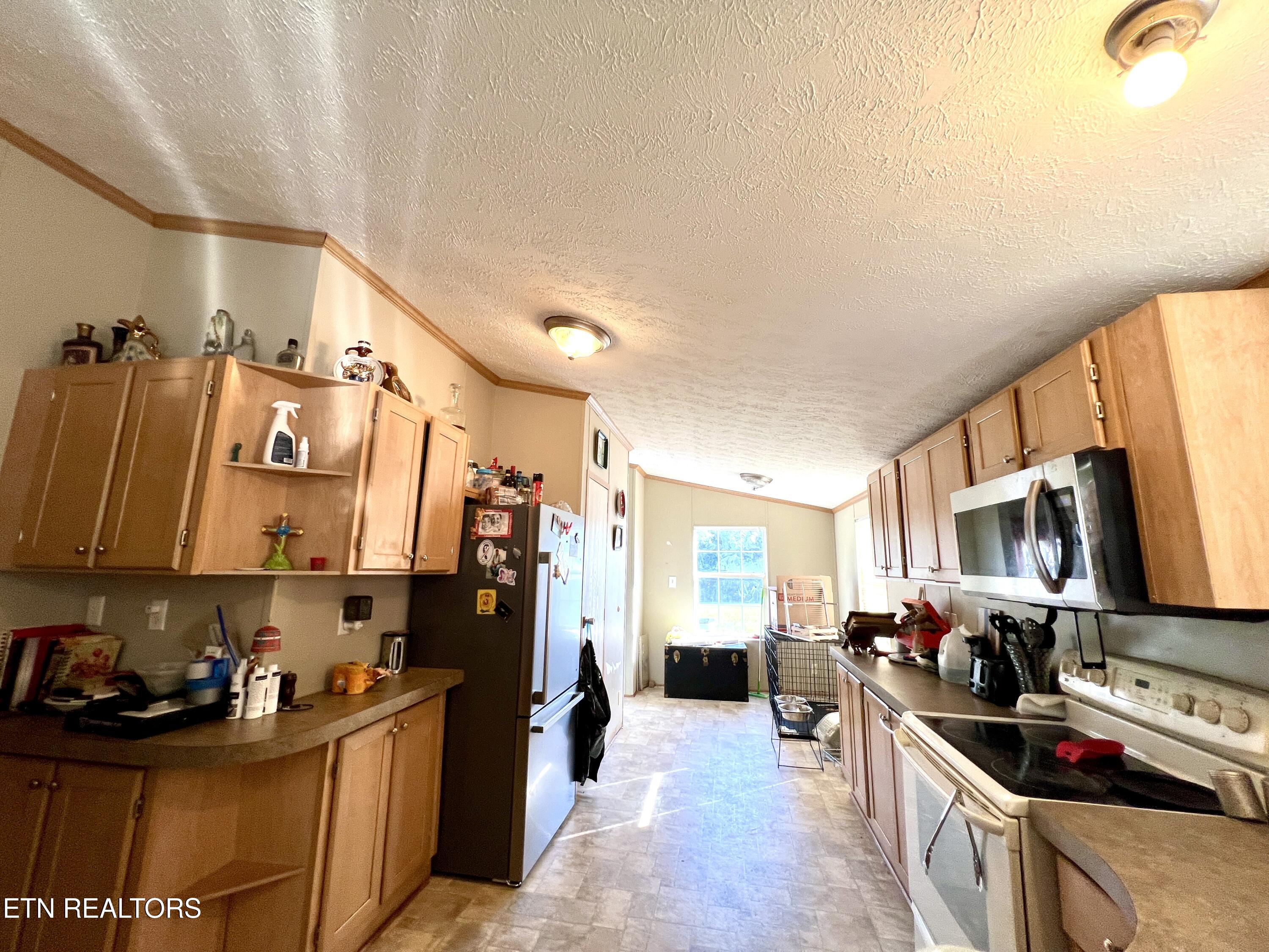 1228 Evans Valley Road Newport, TN 37821 - Photo 9 of 30 20260701_220049057_iOS