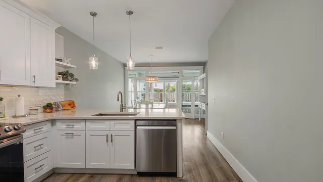 $689,900 | 590 Calle Escada, Santa Rosa Beach, FL 32459