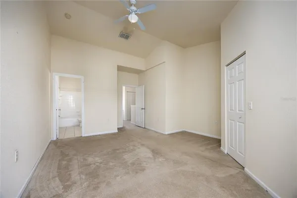 $146,500 | 4872 Northwest 42nd Road, Unit 105, Gainesville, FL 32606