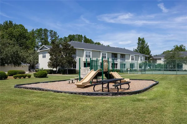 $146,500 | 4872 Northwest 42nd Road, Unit 105, Gainesville, FL 32606