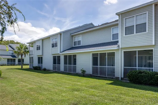 $146,500 | 4872 Northwest 42nd Road, Unit 105, Gainesville, FL 32606