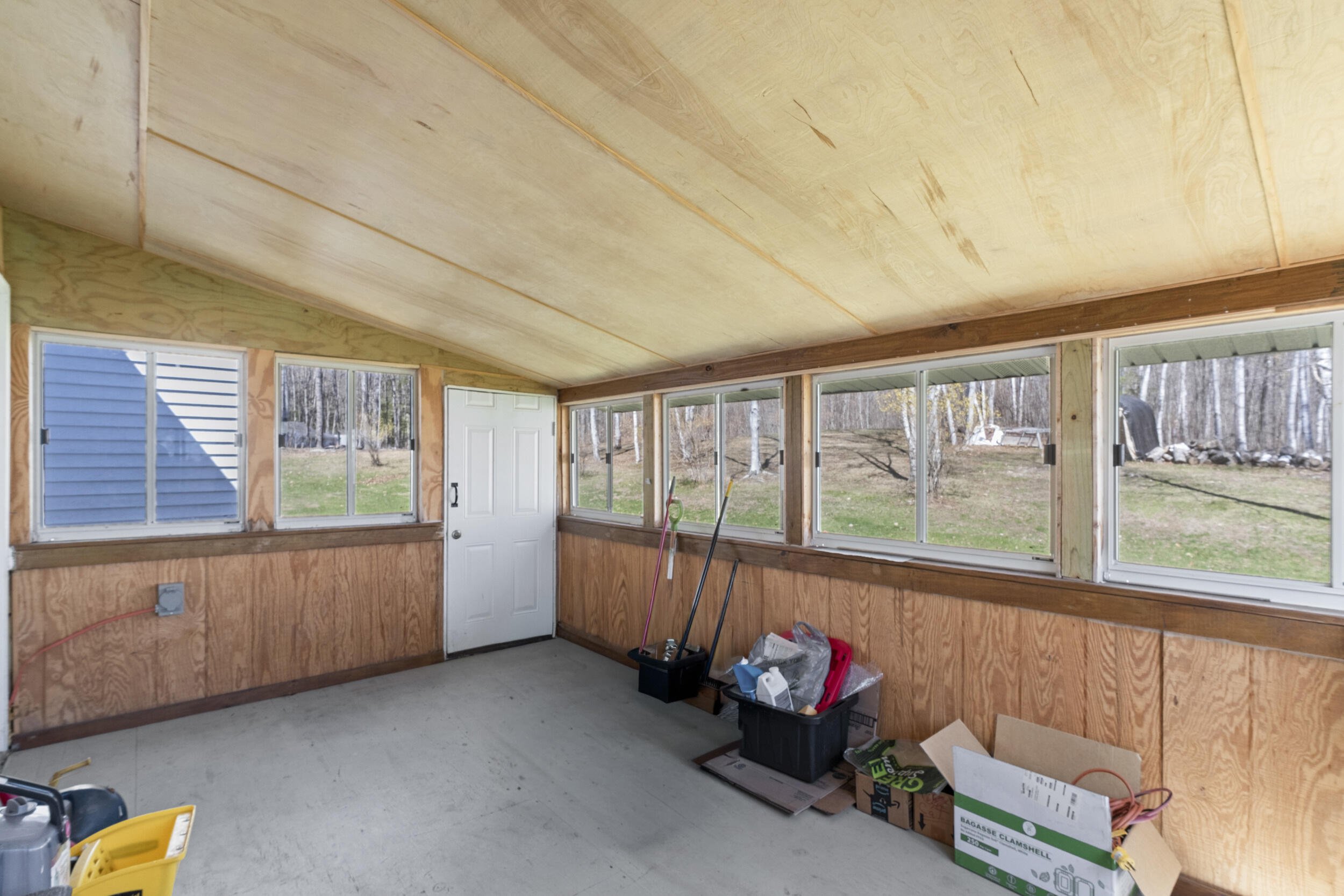 59 Palmer Road Skowhegan, ME 04976 - Photo 19 of 51 59_palmer_rd_interiort-4