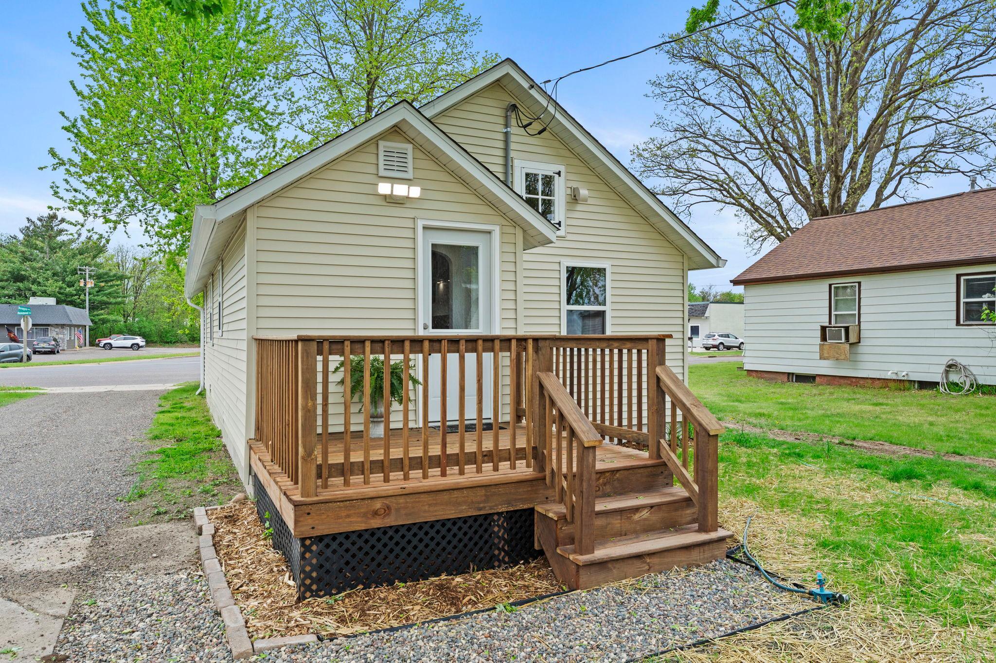 935 Hammond Avenue Rice Lake, WI 54868 - Photo 4 of 38 Gallery Image 4