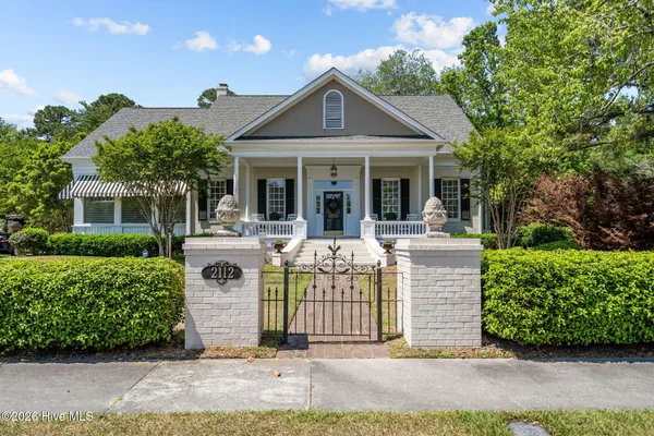 $1,195,000 | 2112 Ascott Place, Wilmington, NC 28403