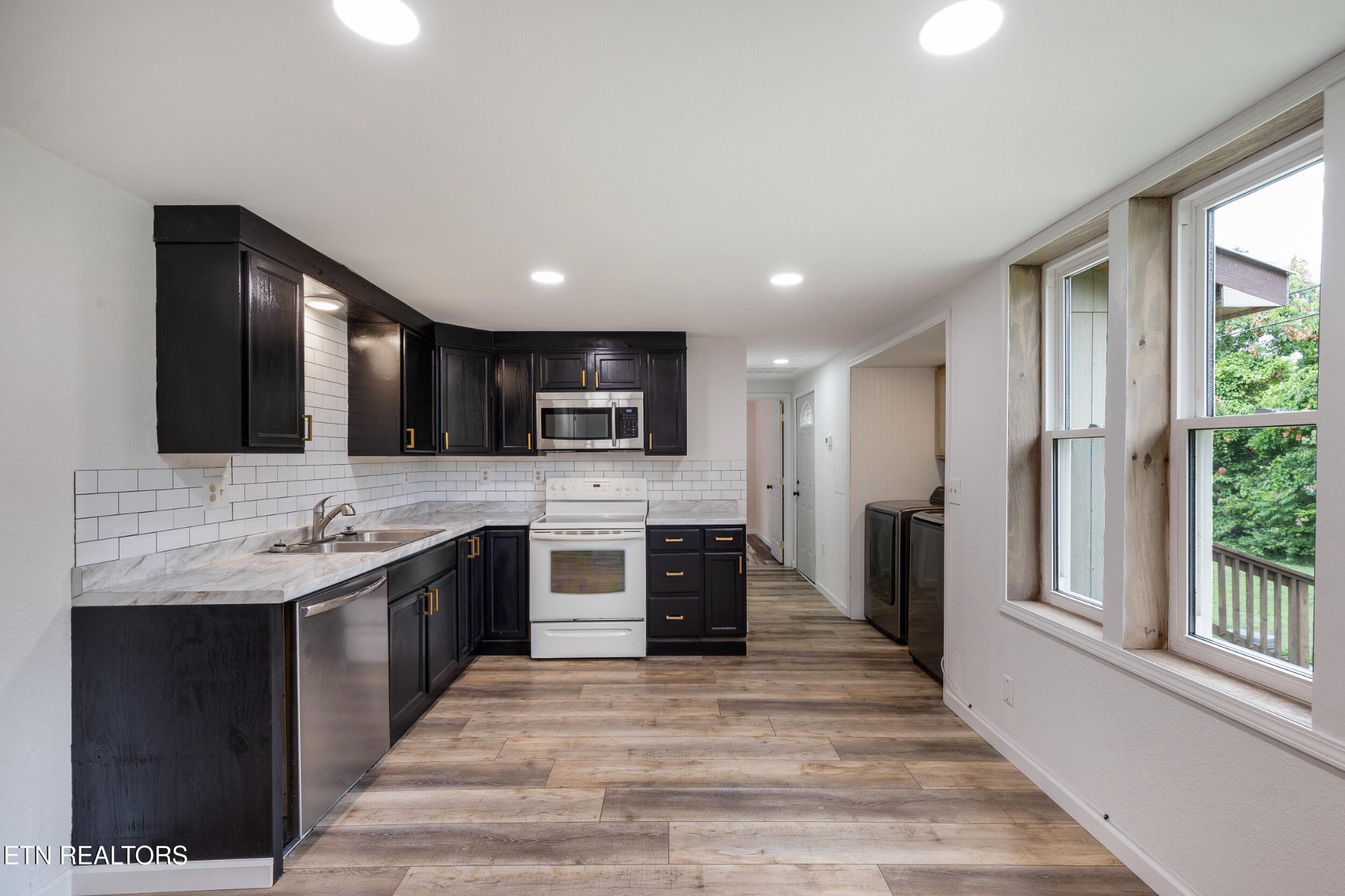 210 Conifer Road Winfield, TN 37892 - Photo 8 of 22 Gallery Image 8