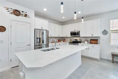 $360,000 | 413 Sapphire Drive, Davenport, FL 33837