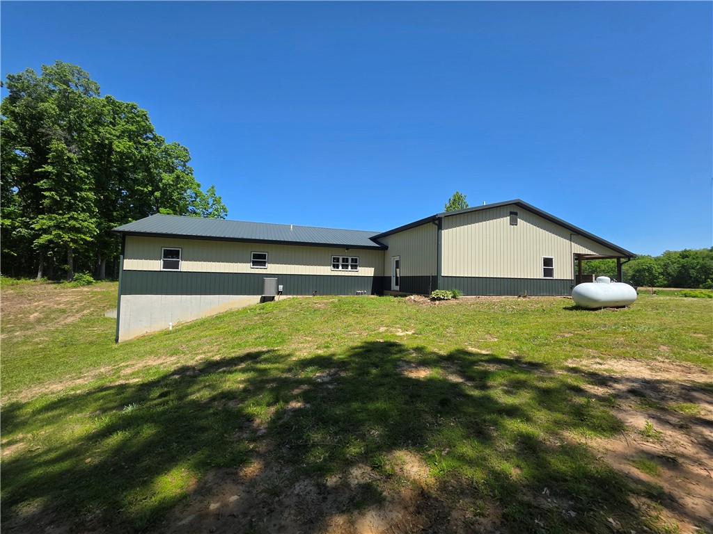 3082 East 300 N Road Stewardson, IL 62463 - Photo 37 of 40