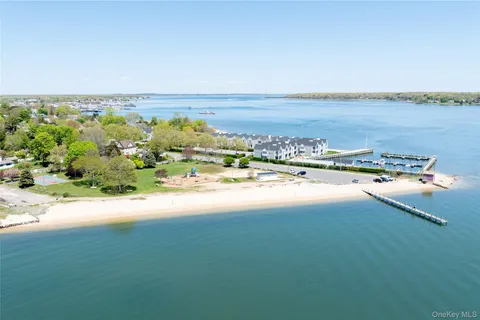 $18,500 | 134 6th Street, Greenport, NY 11944