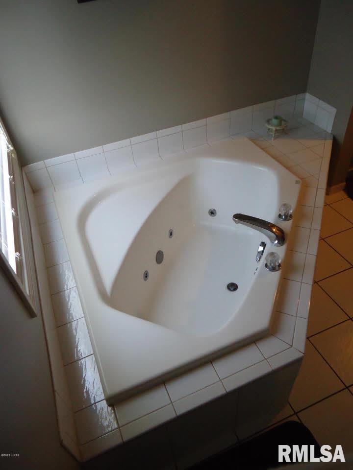 4669 County Farm Road Salem, IL 62881 - Photo 11 of 20