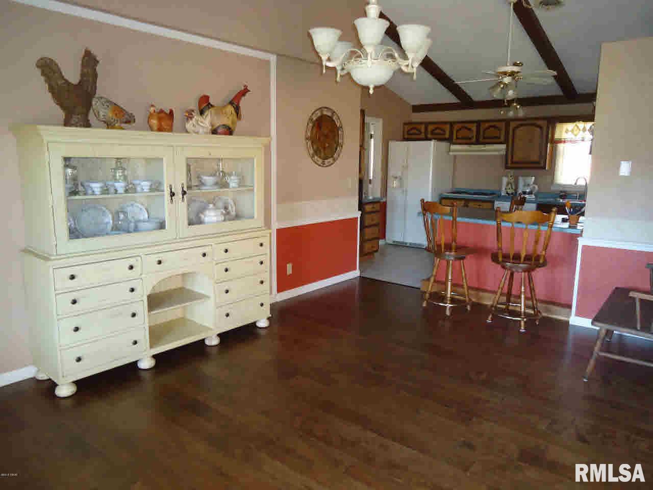 4669 County Farm Road Salem, IL 62881 - Photo 4 of 20