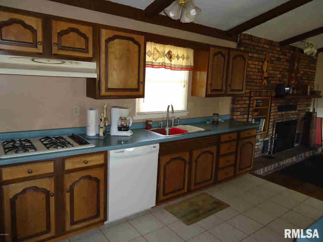 4669 County Farm Road Salem, IL 62881 - Photo 7 of 20