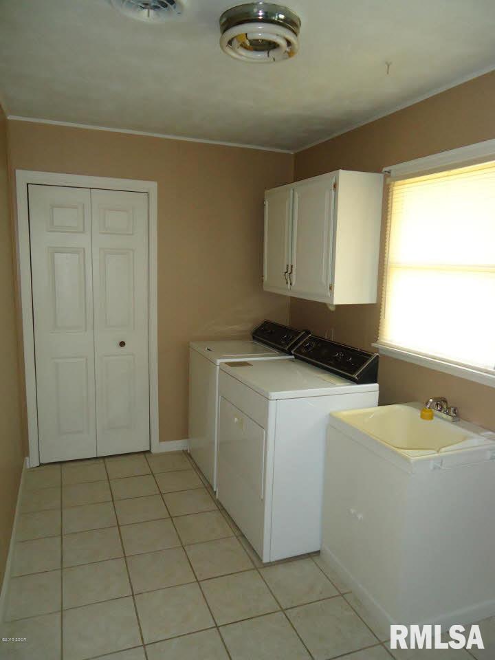 4669 County Farm Road Salem, IL 62881 - Photo 8 of 20