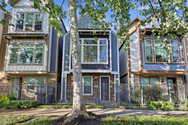 $2,450 | 1816 Dennis Street, Houston, TX 77004