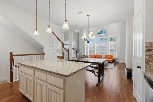 $2,450 | 1816 Dennis Street, Houston, TX 77004