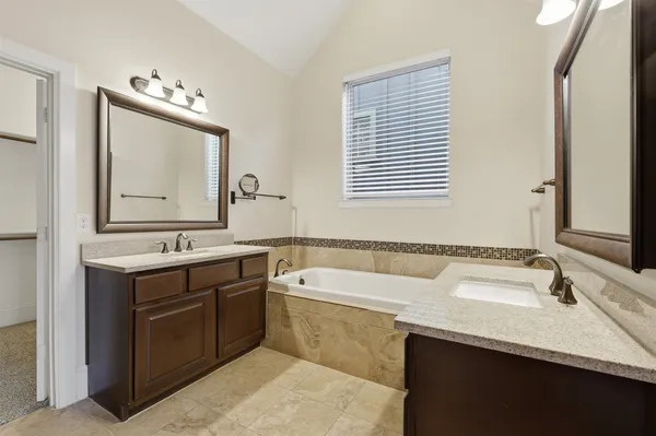 $2,450 | 1816 Dennis Street, Houston, TX 77004