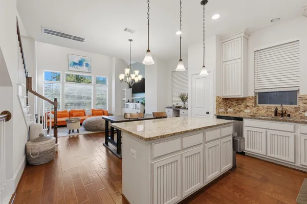 $2,450 | 1816 Dennis Street, Houston, TX 77004