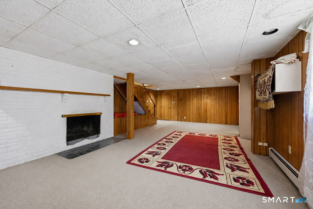 54 Kenmore Road Bloomfield, CT 06002 - Photo 31 of 40