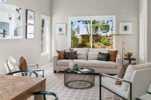 $1,890,000 | 2123 Hidden Pond Road, Lafayette, CA 94549