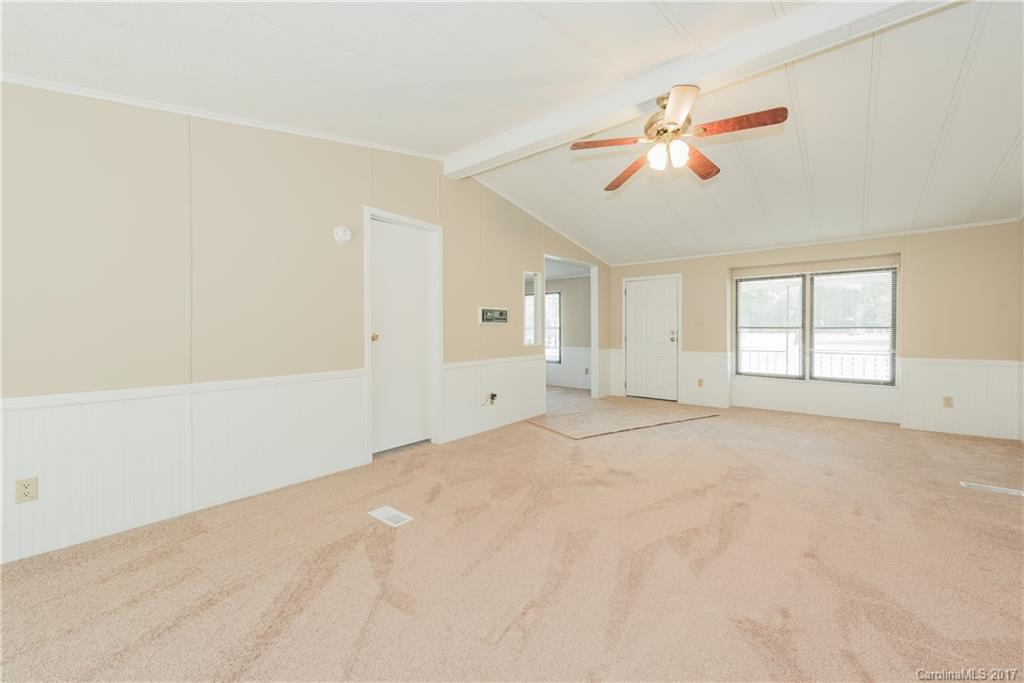 3995 Biggers Road Clover, SC 29710 - Photo 5 of 24
