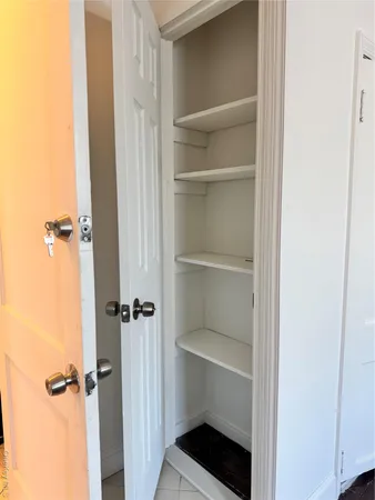 $799,900 | 259-07 147th Road | Rosedale