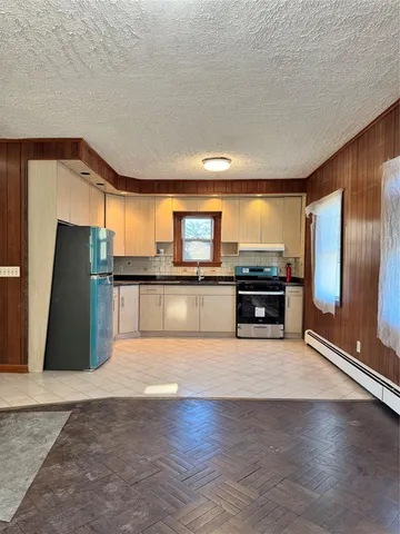 $868,000 | 259-07 147th Road | Rosedale