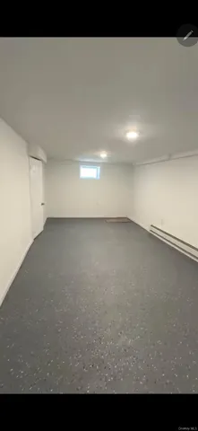 $860,000 | 259-07 147th Road | Rosedale