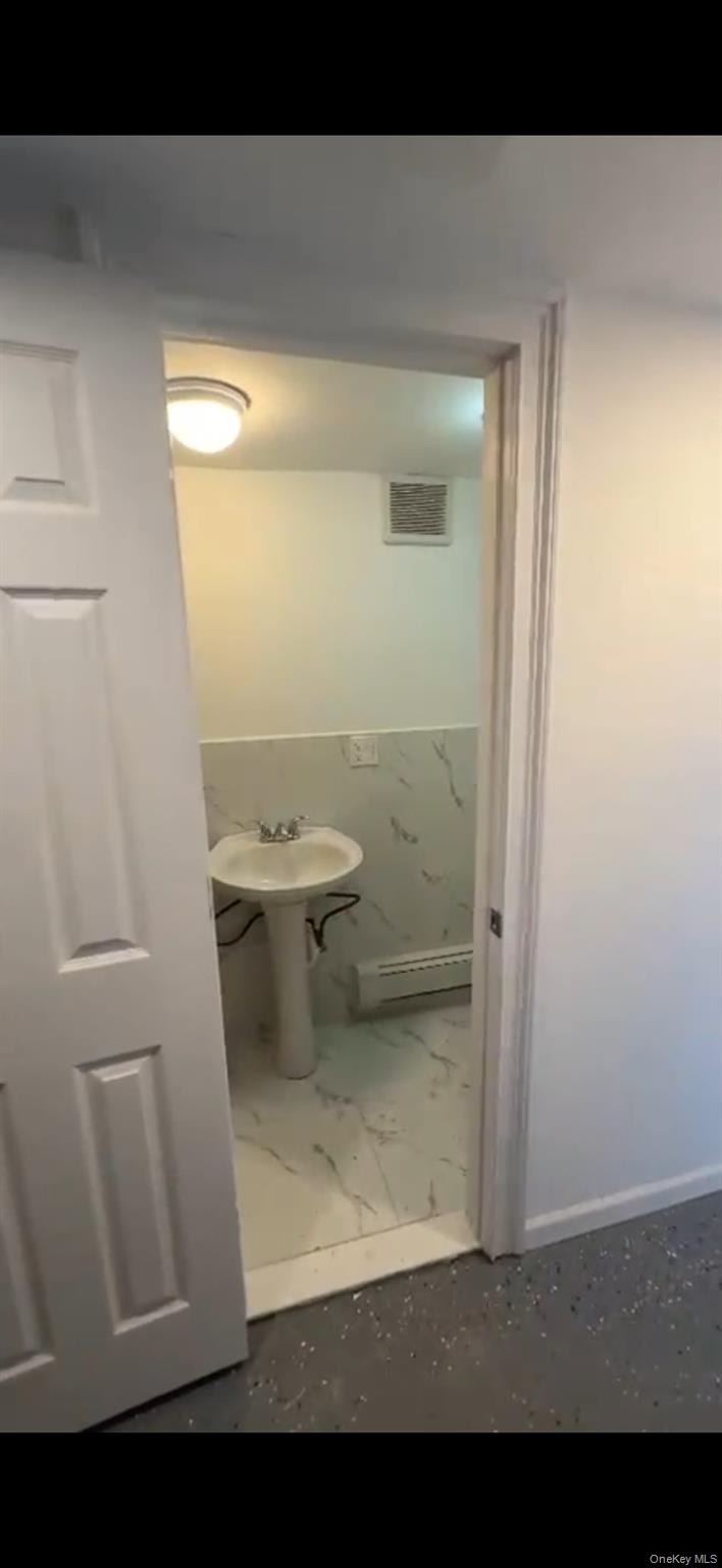 259-07 147th Road Queens, NY 11422 - Photo 25 of 27