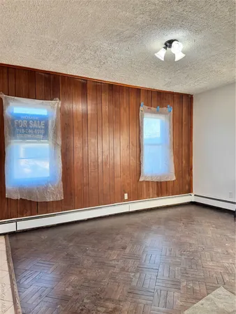 $799,900 | 259-07 147th Road | Rosedale