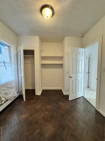 $860,000 | 259-07 147th Road | Rosedale