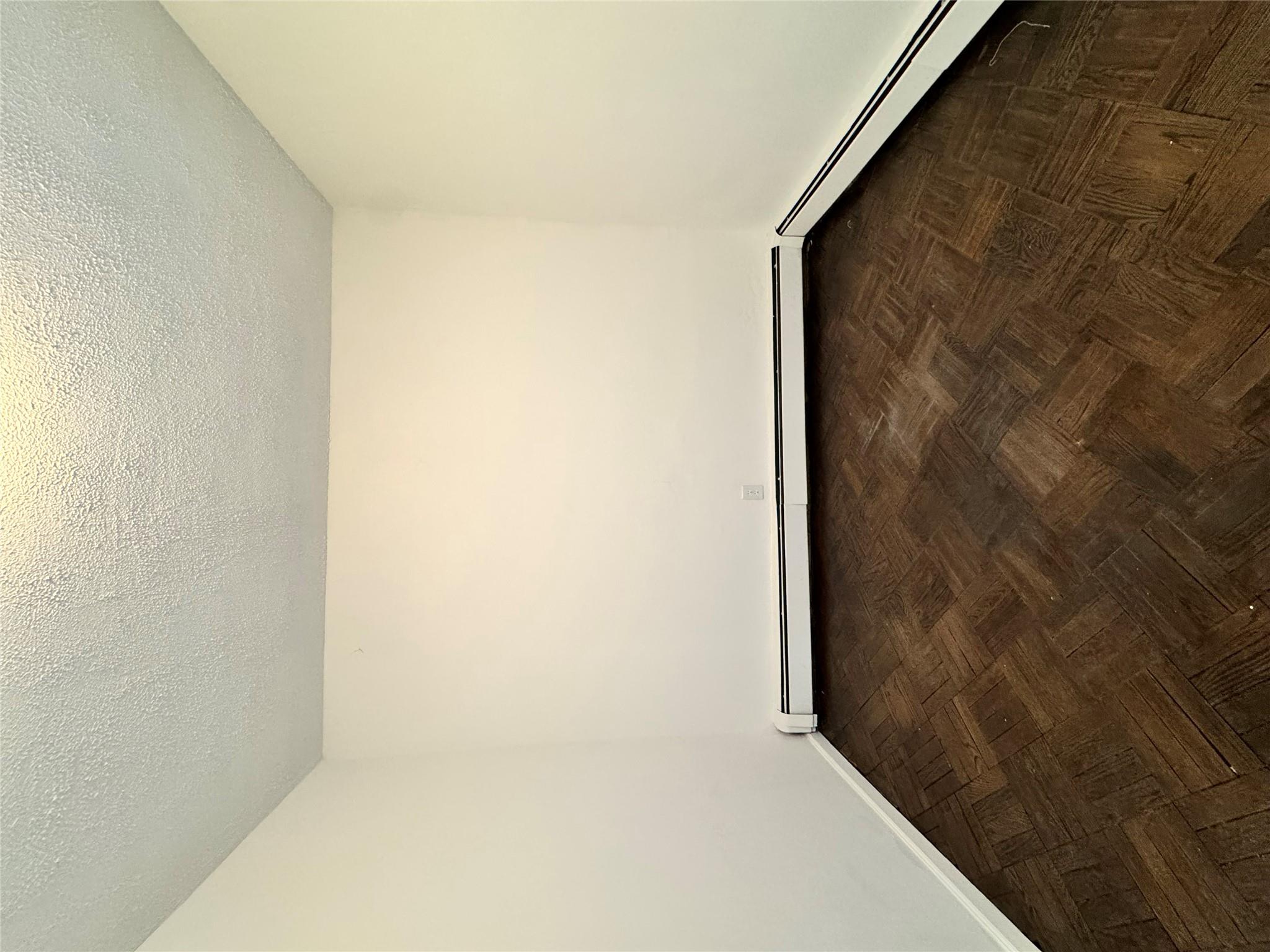 259-07 147th Road Queens, NY 11422 - Photo 7 of 24