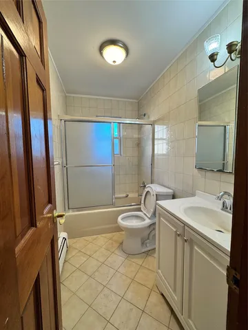 $868,000 | 259-07 147th Road | Rosedale