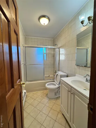 $799,900 | 259-07 147th Road | Rosedale