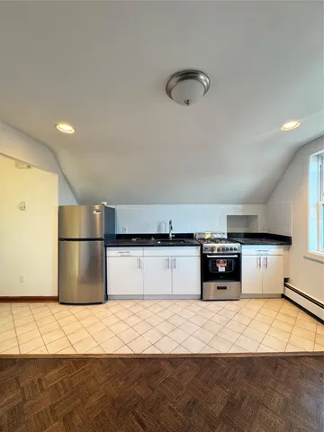 $860,000 | 259-07 147th Road | Rosedale