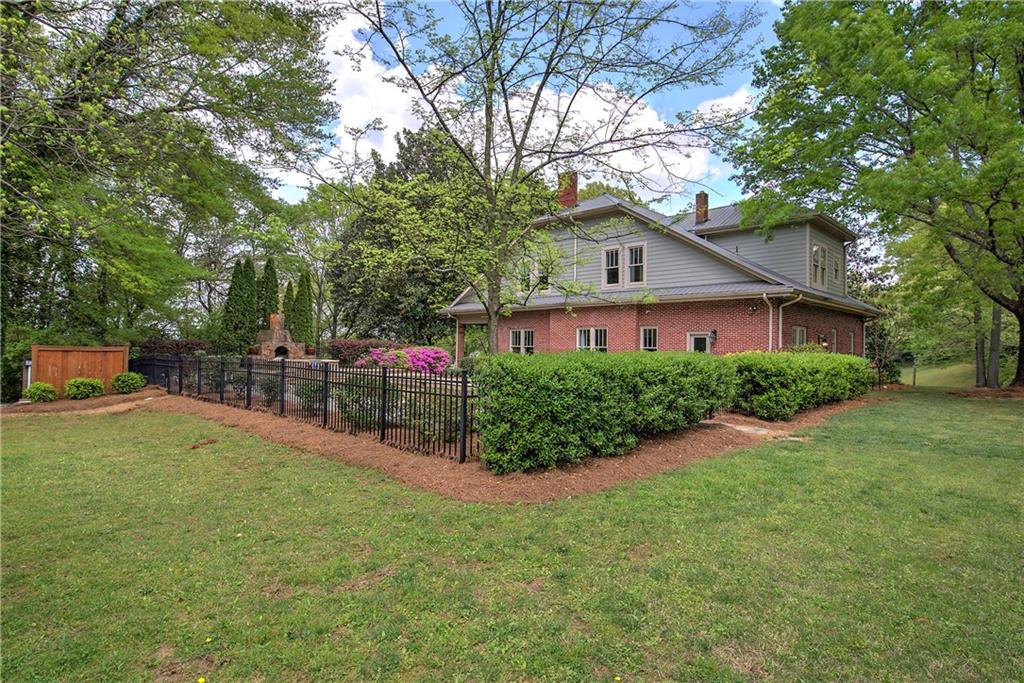 421 Boulevard Heights Calhoun, GA 30701 - Photo 84 of 96