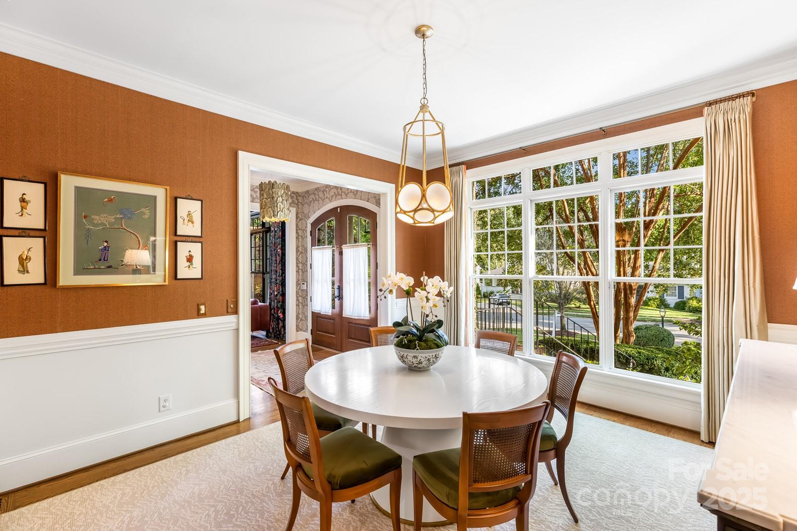2149 Colony Road Charlotte, NC 28209 - Photo 5 of 48 Gallery Image 5