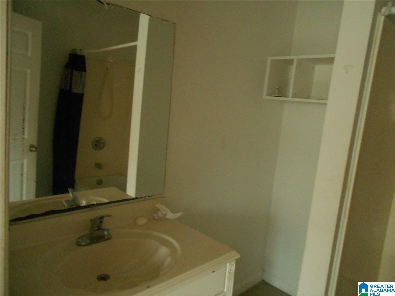 1804 13th Street Southwest Birmingham, AL 35211 - Photo 10 of 16