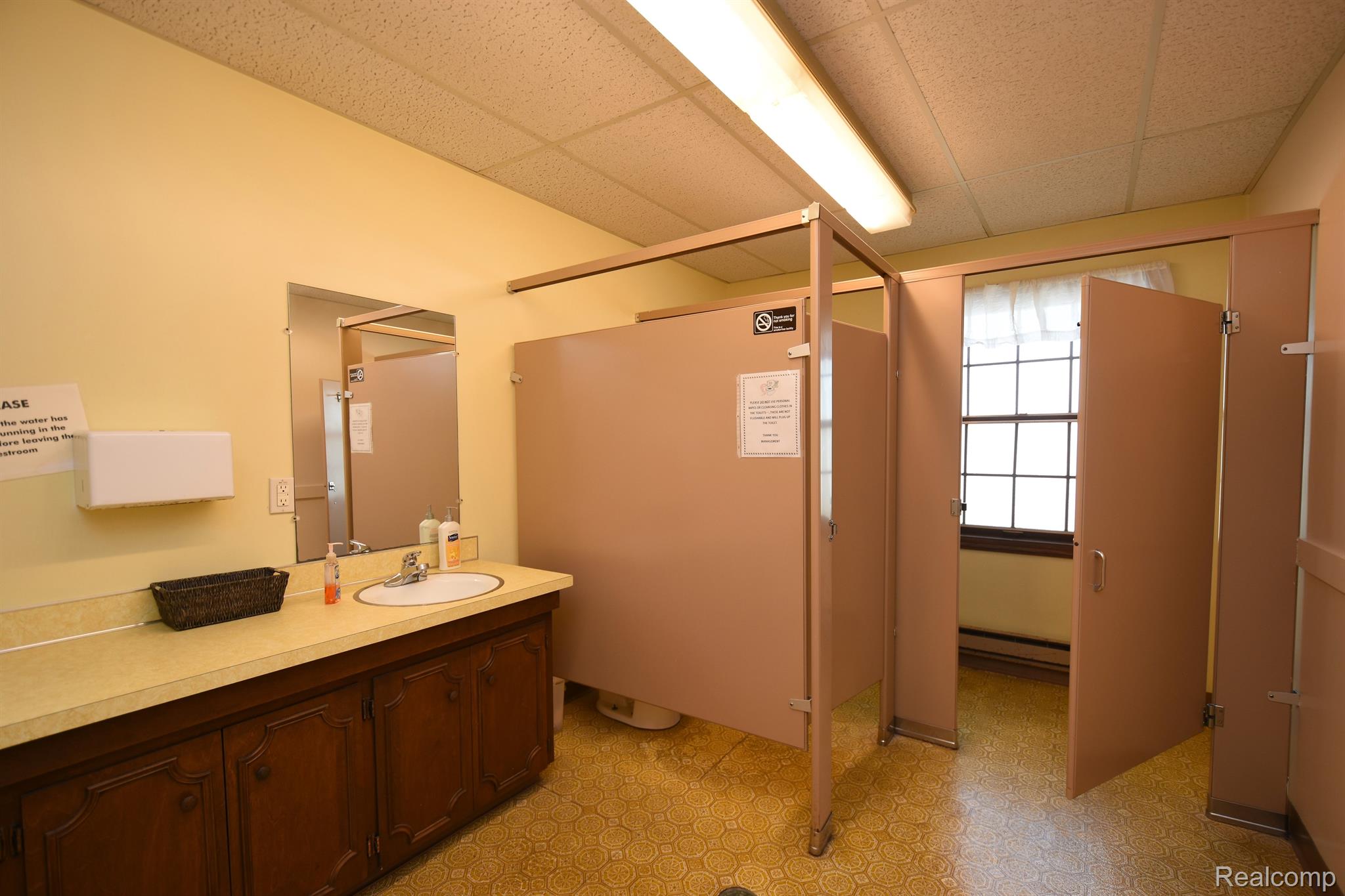 8163 Coldwater Road Flushing, MI 48433 - Photo 40 of 65 Gallery Image 40