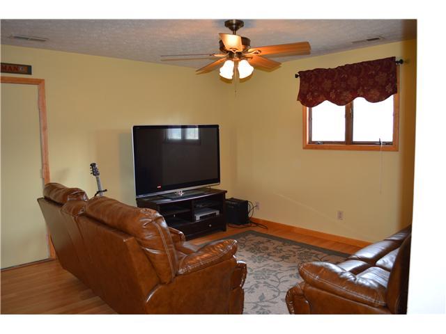 1910 Blue Jay Road Heath, OH 43056 - Photo 17 of 22 Gallery Image 17