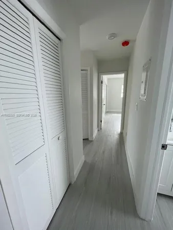 $2,450 | 920 Southeast 2nd Avenue, Unit 2, Hallandale Beach, FL 33009