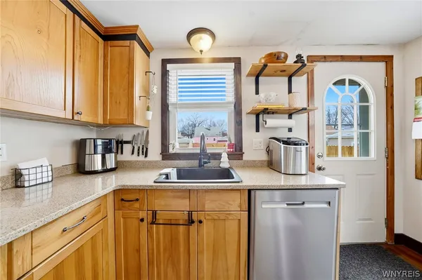 $199,900 | 14 Ladner Avenue, Buffalo, NY 14220