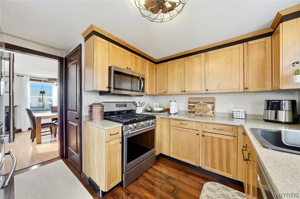 $199,900 | 14 Ladner Avenue, Buffalo, NY 14220