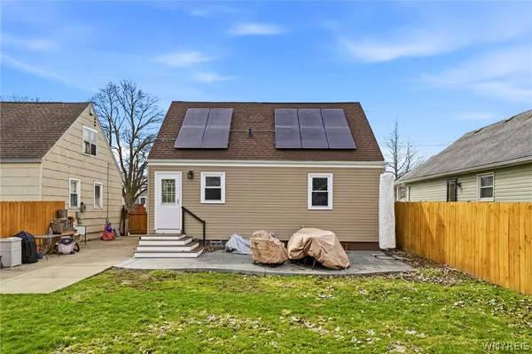 $199,900 | 14 Ladner Avenue, Buffalo, NY 14220