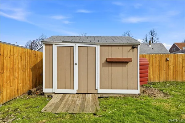 $199,900 | 14 Ladner Avenue, Buffalo, NY 14220