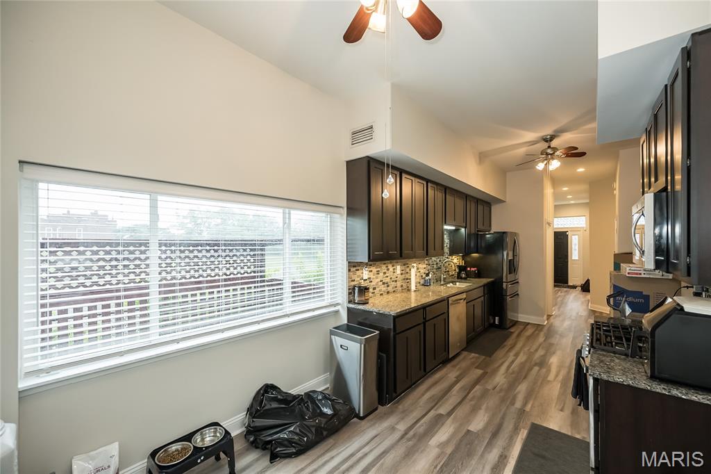 1829 Oregon Avenue St. Louis, MO 63104 - Photo 14 of 41