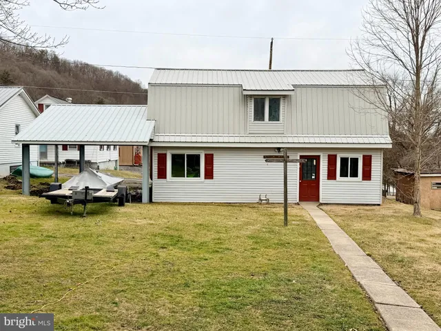 $160,000 | 125 Meadow Street, Rockhill Furnace, PA 17249