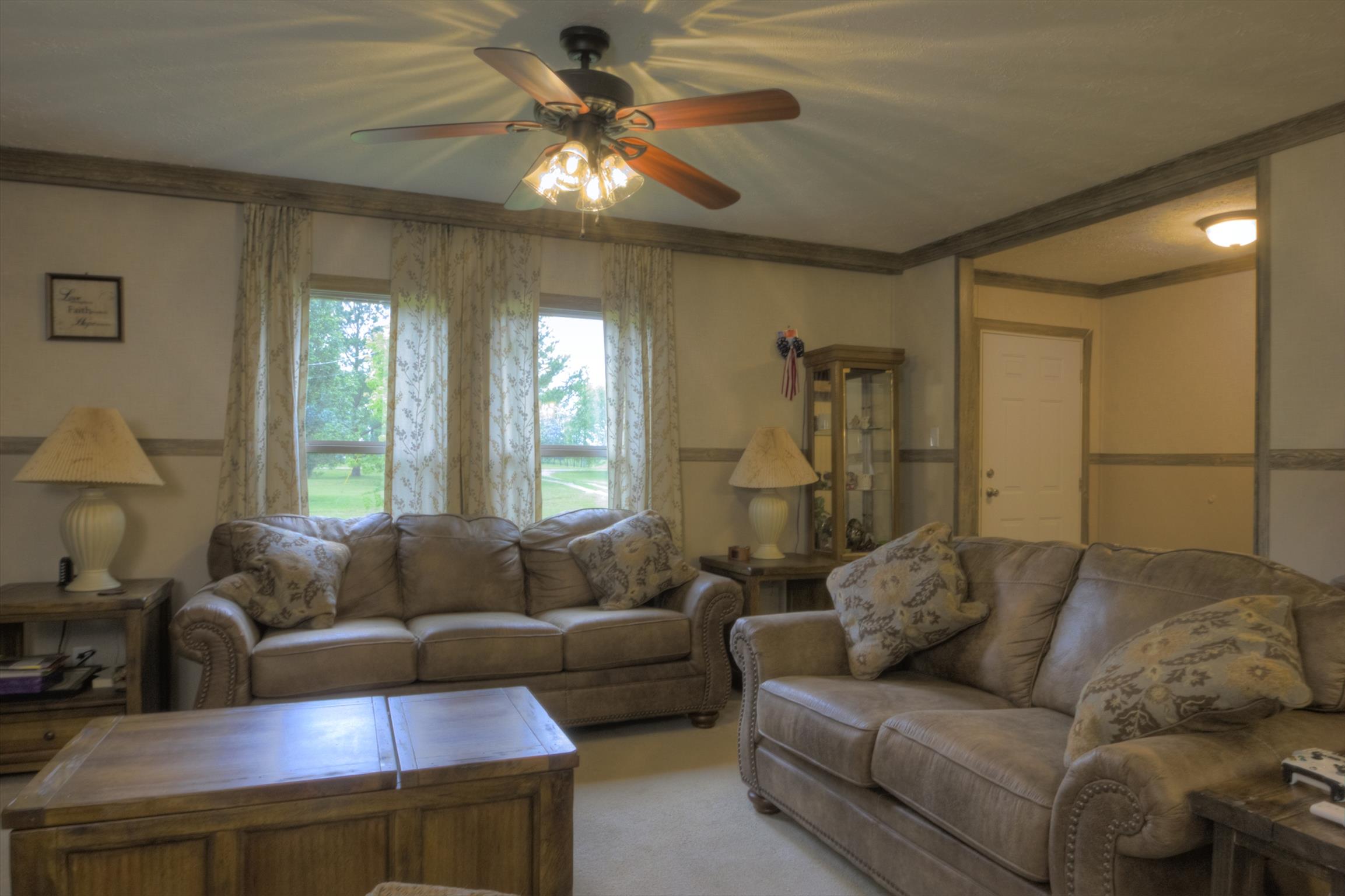 196 County Line Road Bell Buckle, TN 37020 - Photo 8 of 21 a living room with furniture and a large window