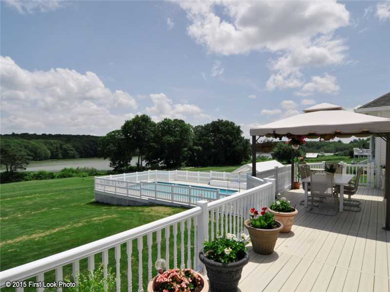 861 Seven Mile Road Cranston, RI 02823 - Photo 10 of 25 Patio/Deck.