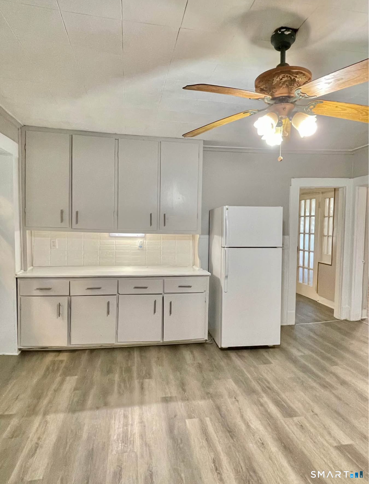 449 Wilson Street Waterbury, CT 06708 - Photo 2 of 8 Gallery Image 2