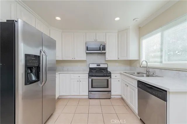 $3,500 | 75 Firwood, Irvine, CA 92604