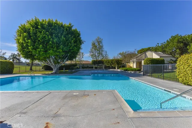 $3,500 | 75 Firwood, Irvine, CA 92604